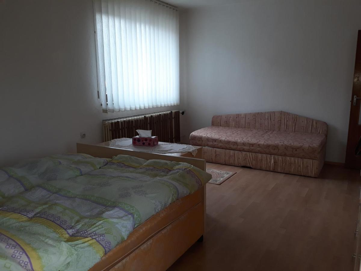 U Katky Bed & Breakfast Vrbov Bagian luar foto